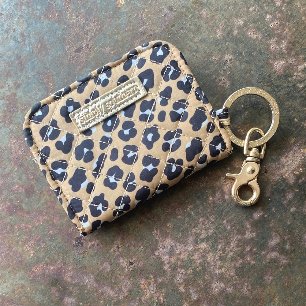 Simply Southern Leopard Print ID/Cards Snap Wallet with Keyring